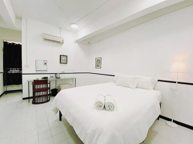 GO INN MRT Hua Lamphong-Double Room-5