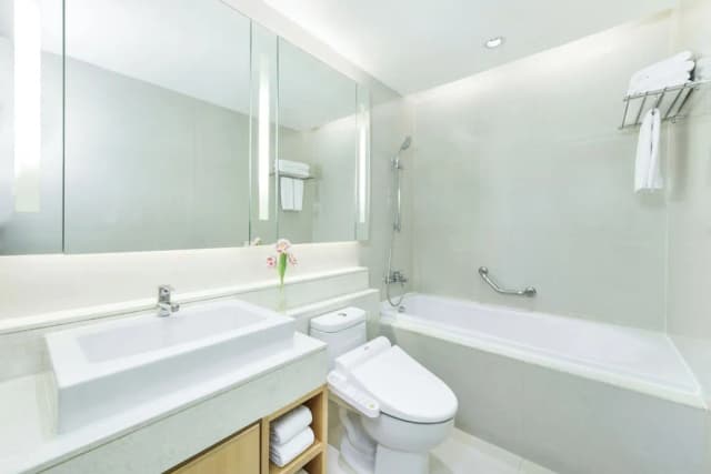 센터 포인트 호텔 칫롬-Grand Deluxe Twin Room-3