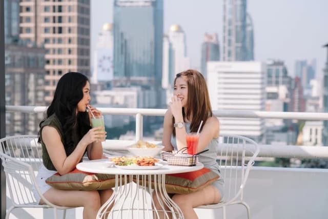 센터 포인트 호텔 칫롬-Executive Suite with Balcony-4