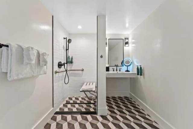 Lüm Hotel-標準客房, 2 張標準雙人床, 陽台 (Mobility & Roll-in Shower)-12