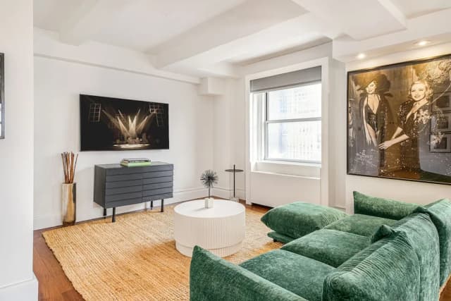 Paramount Times Square – A Generator Hotel-Entertainment Suite-5