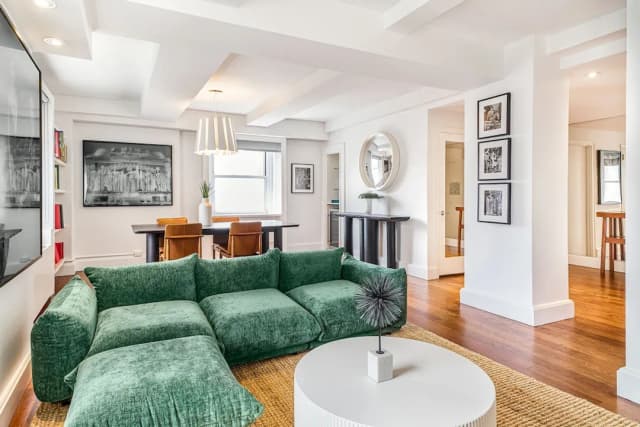 Paramount Times Square – A Generator Hotel-Entertainment Suite-1