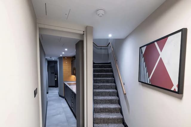 ダブルツリー バイ ヒルトン ロンドン ビクトリア-デラックス アパートメント 簡易キッチン-1