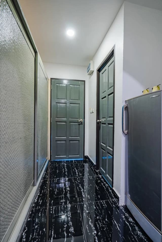 芭堤雅 DEL MAX 度假村-豪華客房, 1 張特大雙人床, 非吸煙房, 泳池景-4