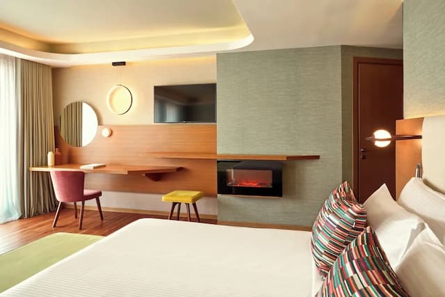 Zeus Essence Wyndham Athens Residence-Executive Room, 1 King Bed, City View-9