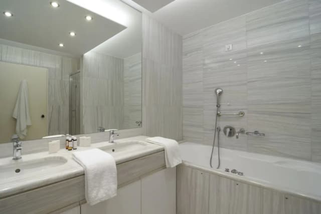 Titania Hotel-Junior Suite Acropolis View-2