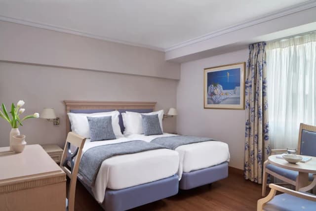 Titania Hotel-Family Room Standard-1