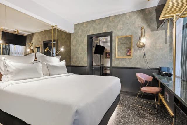 Skylark, Aluma Hotel & Resort-Superior Room-1