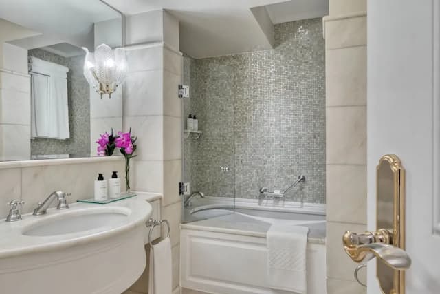 King George, a Luxury Collection Hotel, Athens-Deluxe Room, 1 King Bed, City View-5