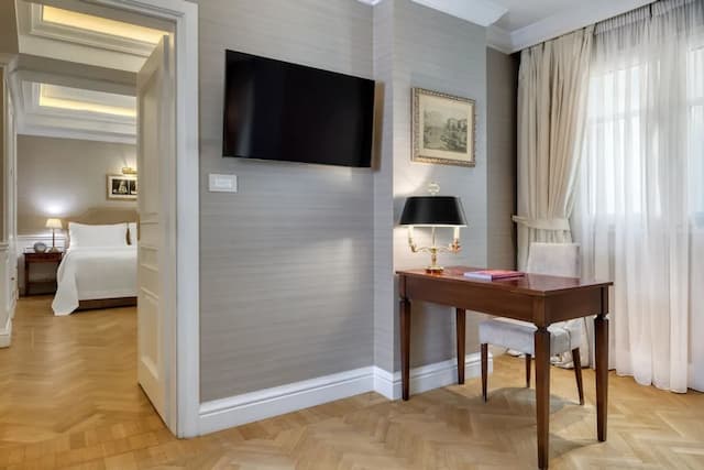 King George, a Luxury Collection Hotel, Athens-Deluxe Suite, 1 Bedroom, Courtyard View-2