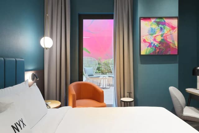 NYX Esperia Palace Hotel Athens-NYX Executive Suite, 3 Rooms Interconnected-6