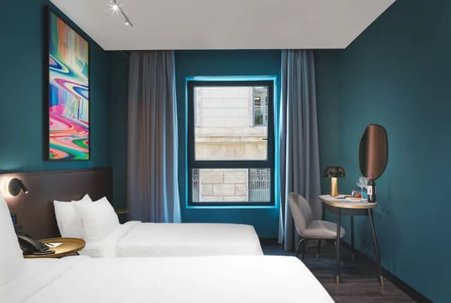 NYX Esperia Palace Hotel Athens-Deluxe Space Triple Room-5