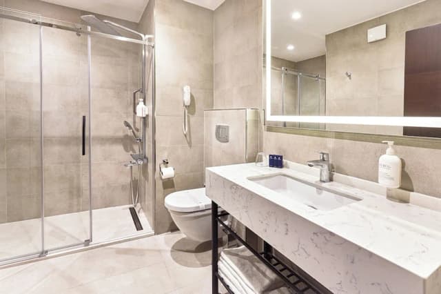 コナック ホテル タクスィム-スーペリア トリプルルーム-2