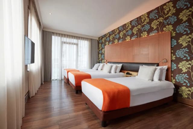 コナック ホテル タクスィム-スーペリア トリプルルーム-4