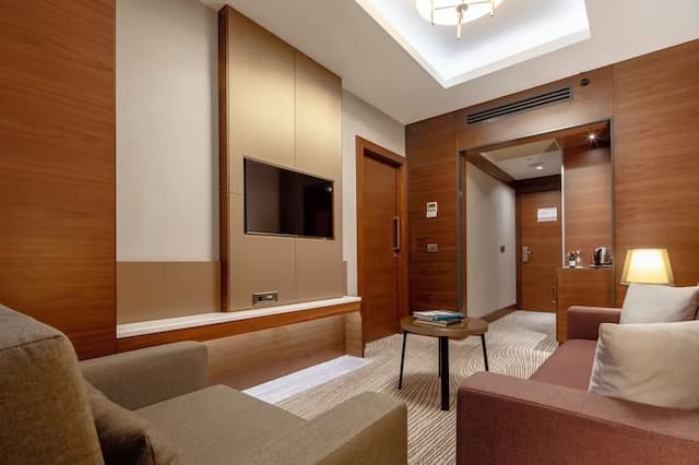 グランド ハリルトン ホテル-スイート クイーンベッド 1 台-1