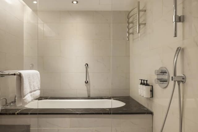 Conrad Istanbul Bosphorus-套房, 1 张特大床, 阳台-12