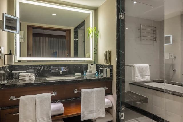 Conrad Istanbul Bosphorus-华丽套房, 1 张特大床, 厨房-10