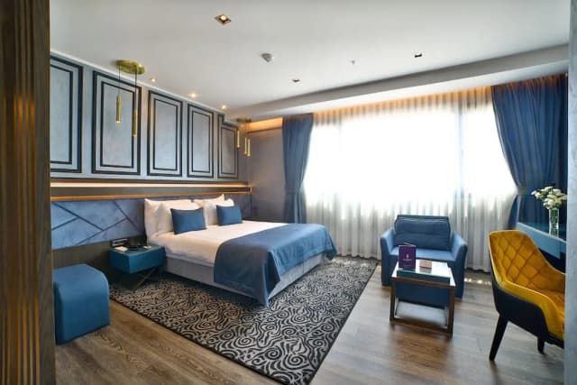 紫水晶飯店-豪華客房, 1 張加大雙人床-1