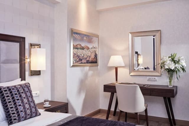 일렉트라 메트로폴리스  아테네-Art Room, Internal View-3