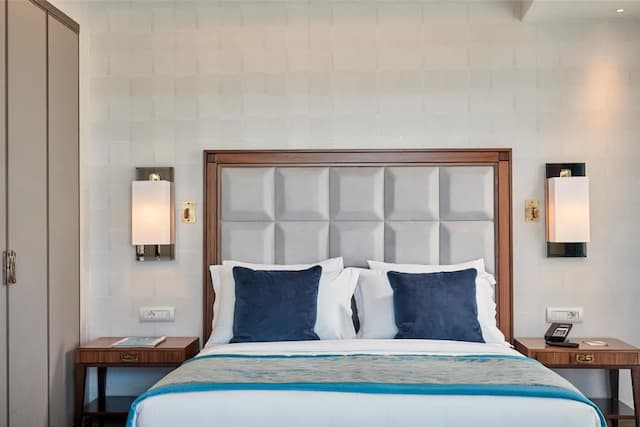 일렉트라 메트로폴리스 아테네-스위트, 발코니-1