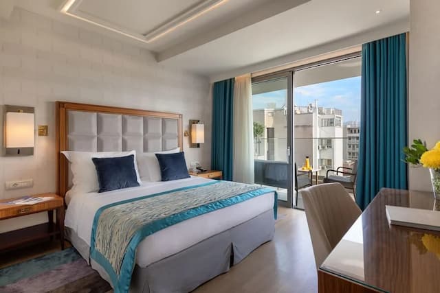 일렉트라 메트로폴리스 아테네-스위트, 발코니-3