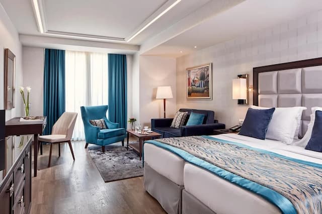 일렉트라 메트로폴리스 아테네-슈피리어 트리플룸-3