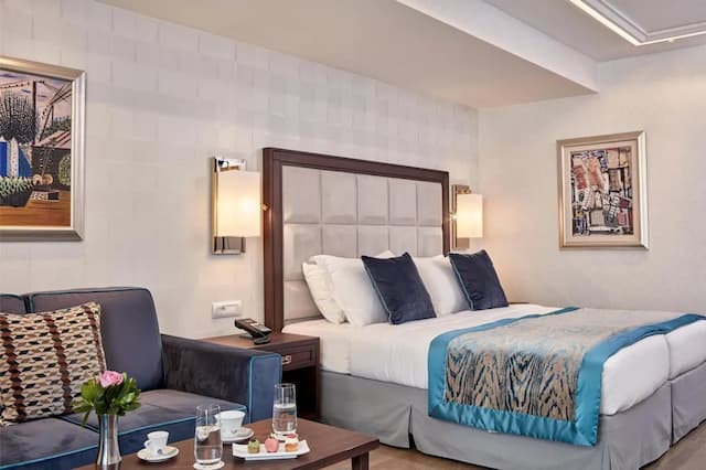 일렉트라 메트로폴리스 아테네-슈피리어 트리플룸-4