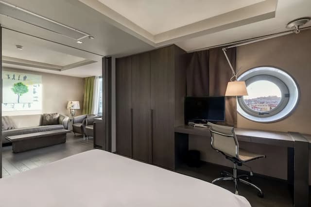 래디슨 블루 파크 호텔, 애신즈-스위트 (Acropolis View)-7