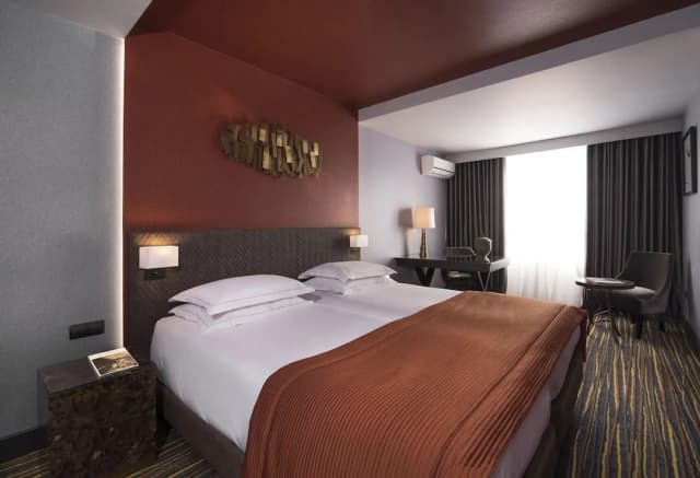 President Hotel Athens-Panoramic Classic Double or Twin, City View-2