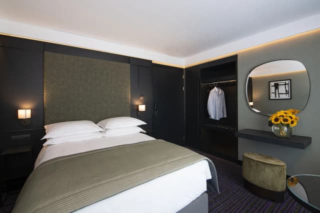 President Hotel Athens-Classic Single, City View-3