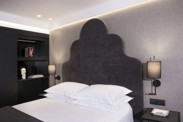President Hotel Athens-Classic Single, City View-2