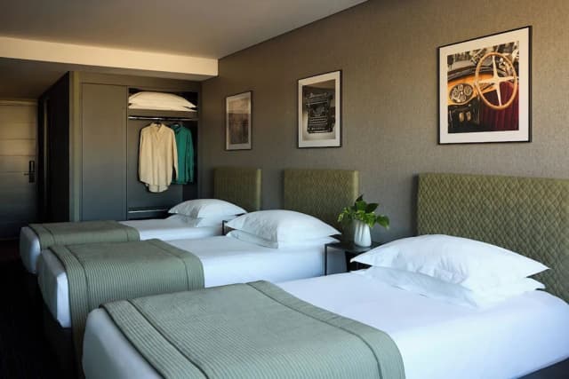 President Hotel Athens-Classic Triple, City View-1