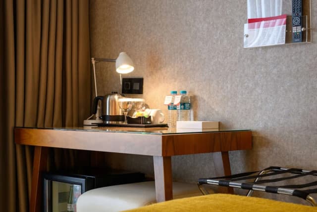 ラマダ バイ ウィンダム イスタンブール グラン バザール-4 Single Beds, Economic Family Suite, Non-Smoking-9