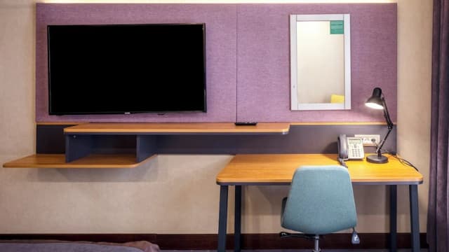 ホリデイ イン イスタンブール シシリ by IHG-スタンダード ルーム キングベッド 1 台 喫煙可-11