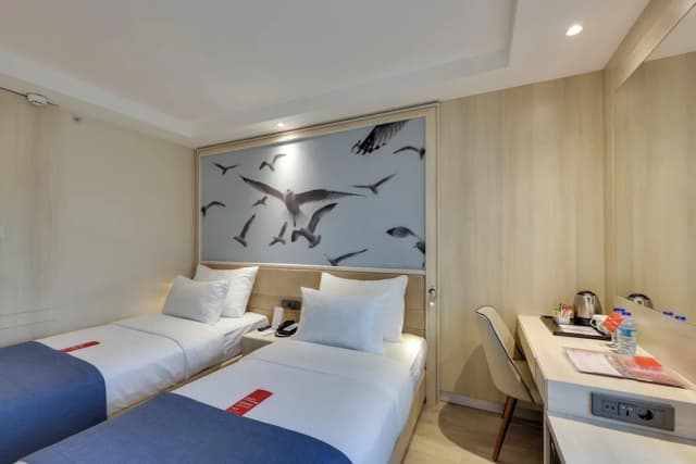Ramada by Wyndham Istanbul Old City-Standard Room, 2 Single Beds-4