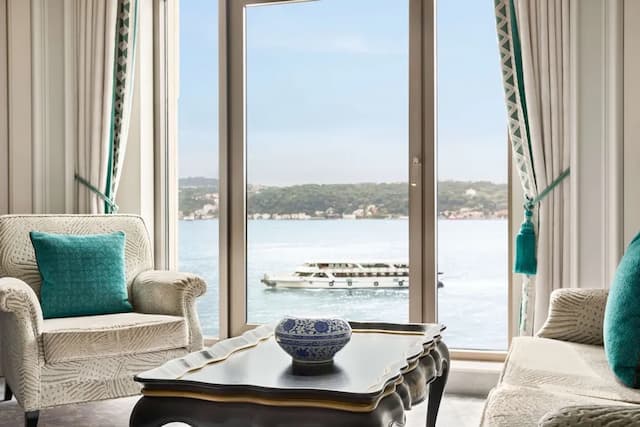 Shangri-La Bosphorus, Istanbul-Premier Room, 1 King Bed (Bosphorus View)-1