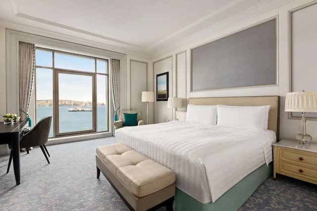 Shangri-La Bosphorus, Istanbul-Premier Room, 1 King Bed (Bosphorus View)-7