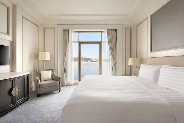 Shangri-La Bosphorus, Istanbul-Deluxe Suite (Bosphorus)-6