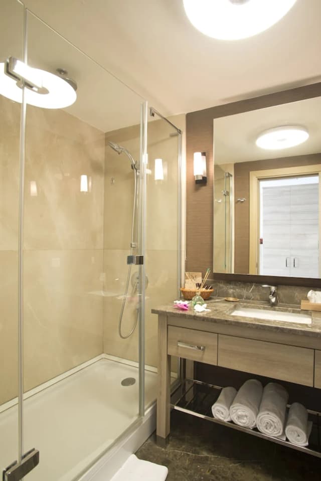 ニディヤ ホテル ガラタポート-Superior Triple Room-5