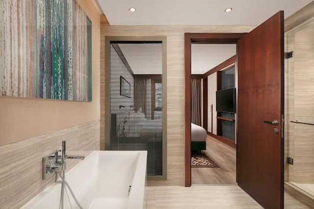 シェラトン イスタンブール シティ センター-エグゼクティブ スイート キングベッド 1 台ソファーベッド付き-12