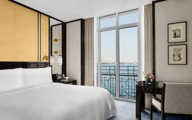 The Peninsula Istanbul-Superior Bosphorus Room, 1 King Bed-1