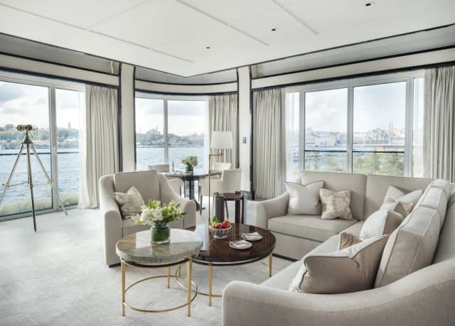 The Peninsula Istanbul-Premier Bosphorus Suite With Balcony, 1 King Bed-1