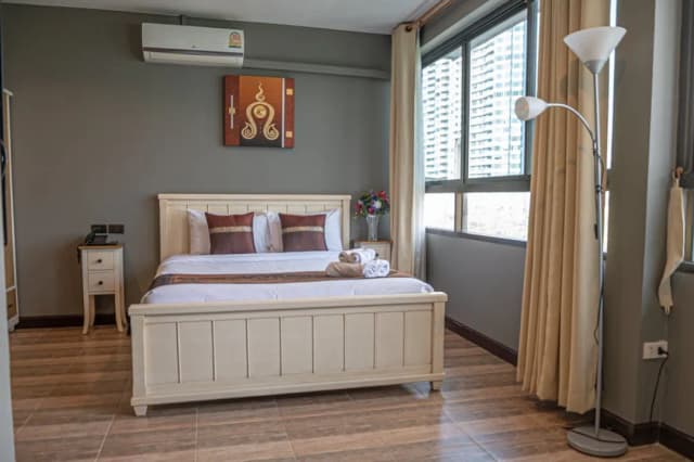 Anandpura Riverside Hotel-Deluxe Room - River View-3