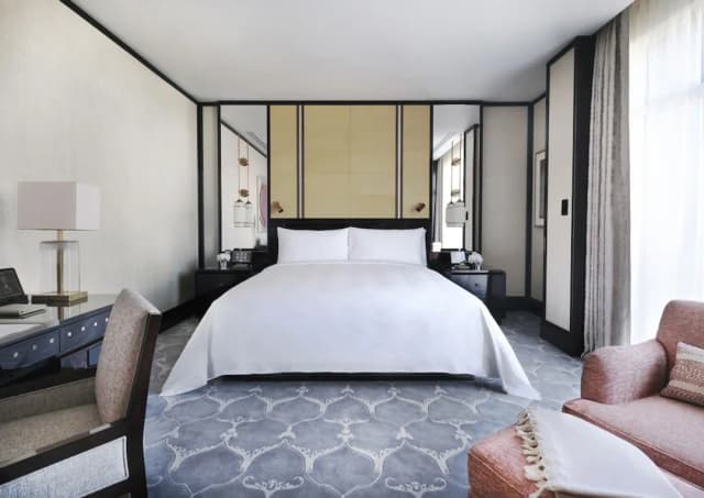 The Peninsula Istanbul-Superior Room, 1 King Bed-1