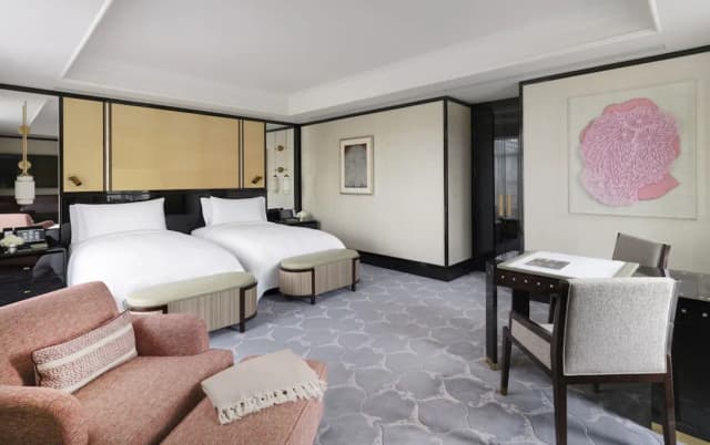 The Peninsula Istanbul-Grand Deluxe Room, 2 Double Beds-1