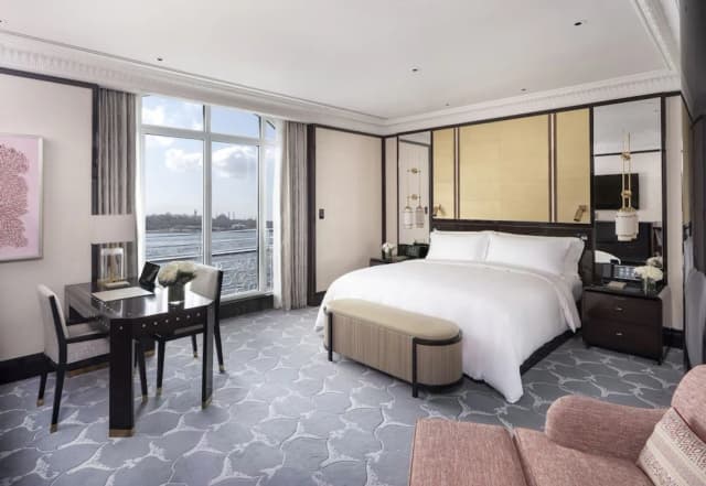 The Peninsula Istanbul-Grand Deluxe Bosphorus Room, 1 King Bed-1