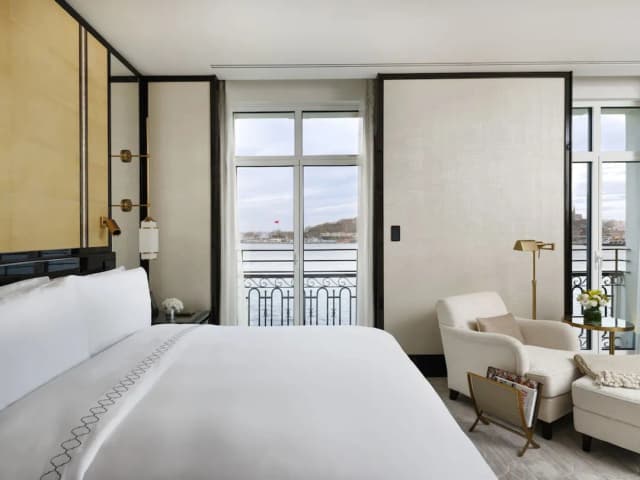 The Peninsula Istanbul-Executive Bosphorus Suite, 1 King bed-3