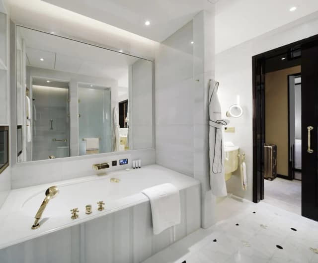 The Peninsula Istanbul-Executive Bosphorus Suite, 1 King bed-7