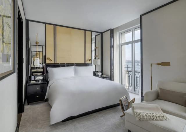 The Peninsula Istanbul-Executive Bosphorus Suite, 1 King bed-5
