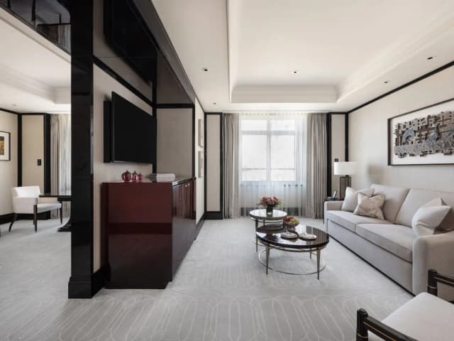 The Peninsula Istanbul-Superior Suite, 1 King Bed with Sofa Bed-3